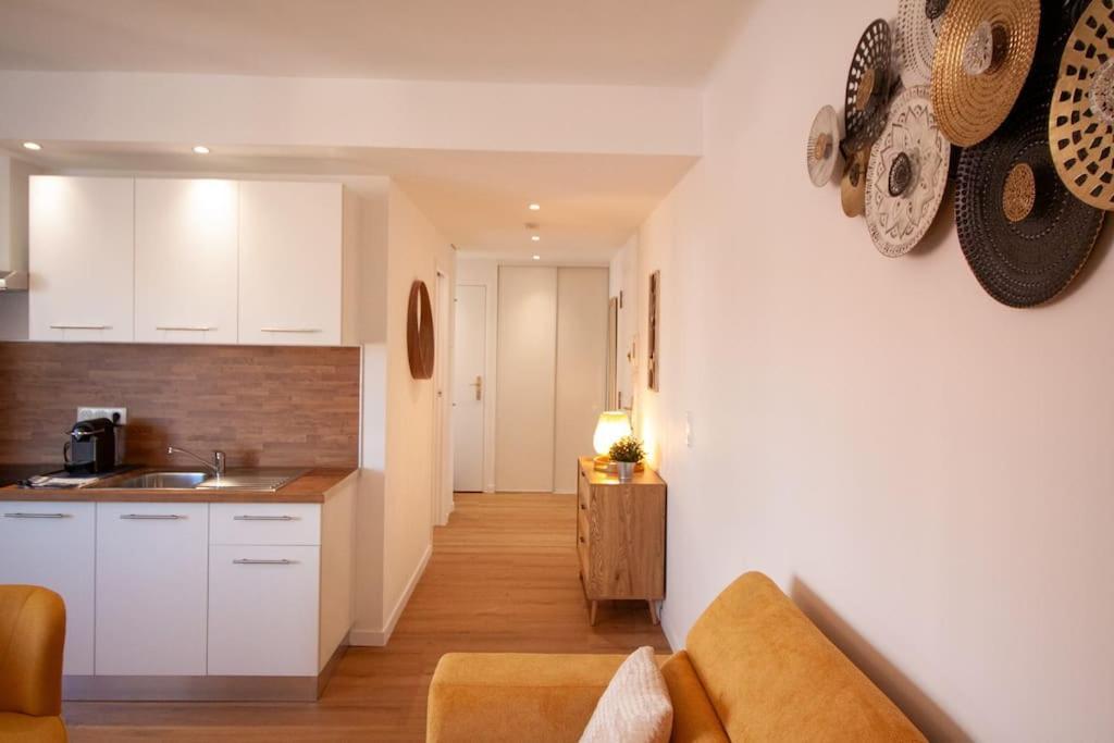Brand New 2 Min Walk To Palais * Cannes