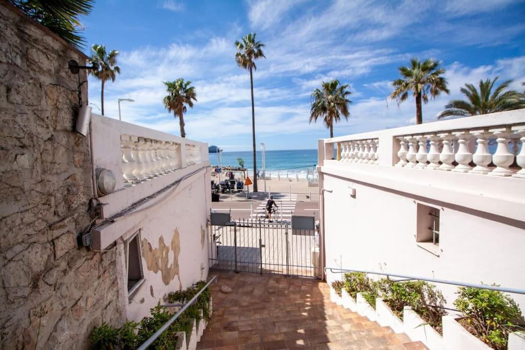 Brand New 2 Min Walk To Palais Apartamento
