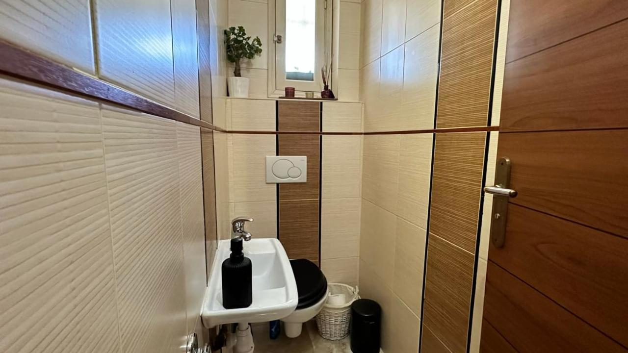 Apartment B023 Tres Bel Proche De La A *
