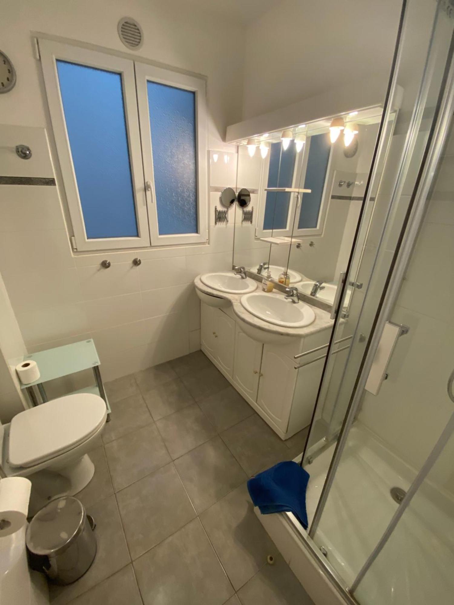 Privat Holiday Apartment *