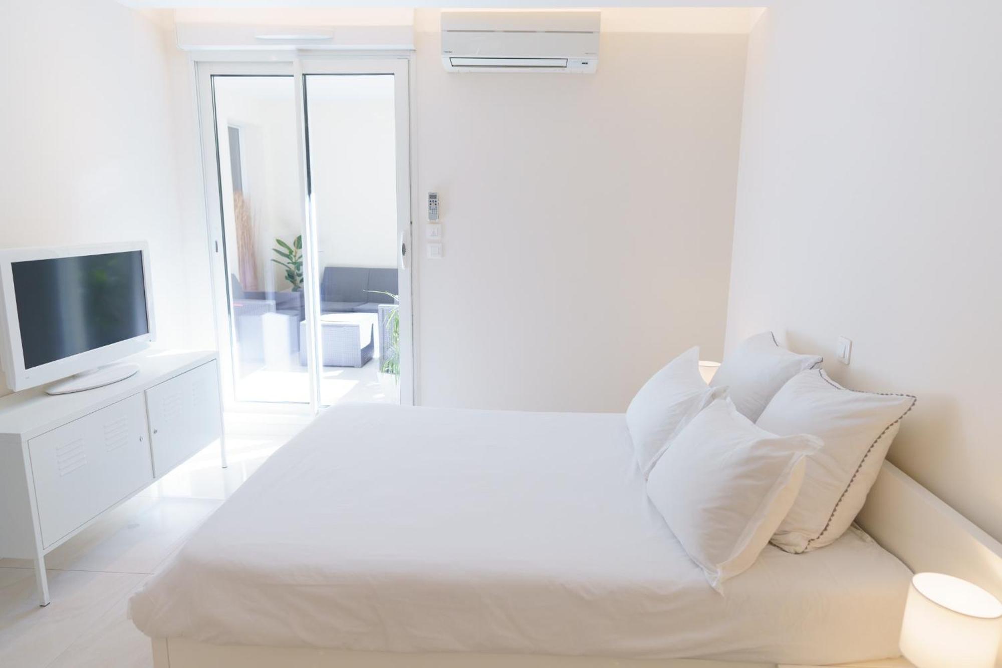Cannes: Superbe De Type T2 Pour 4 Pers Apartment *