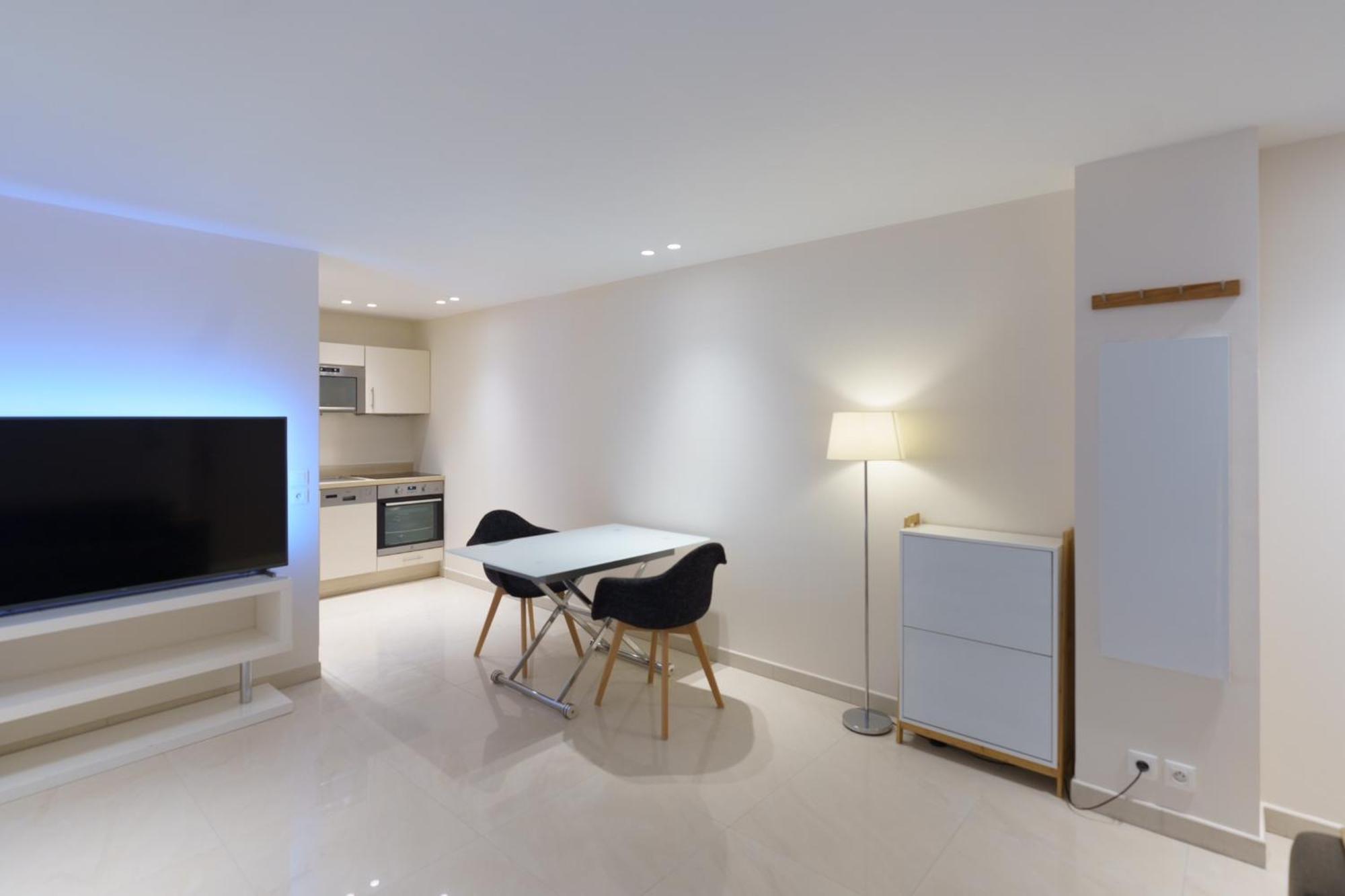 Apartment Cannes: Superbe De Type T2 Pour 4 Pers *