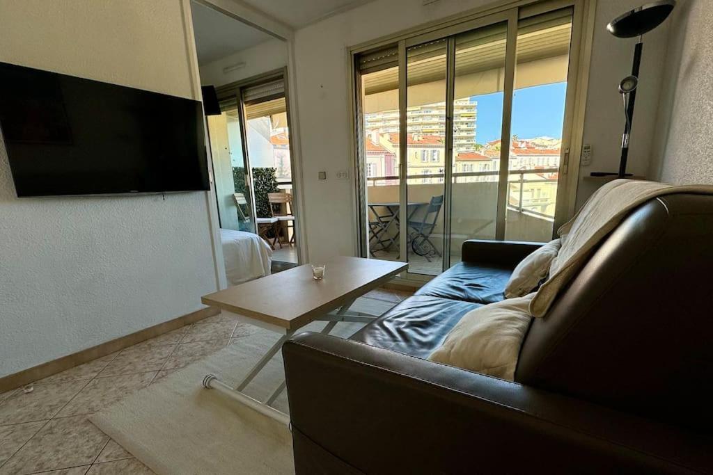 Superbe Avec Terrasse, 5 Minutes Croisette Apartment *
