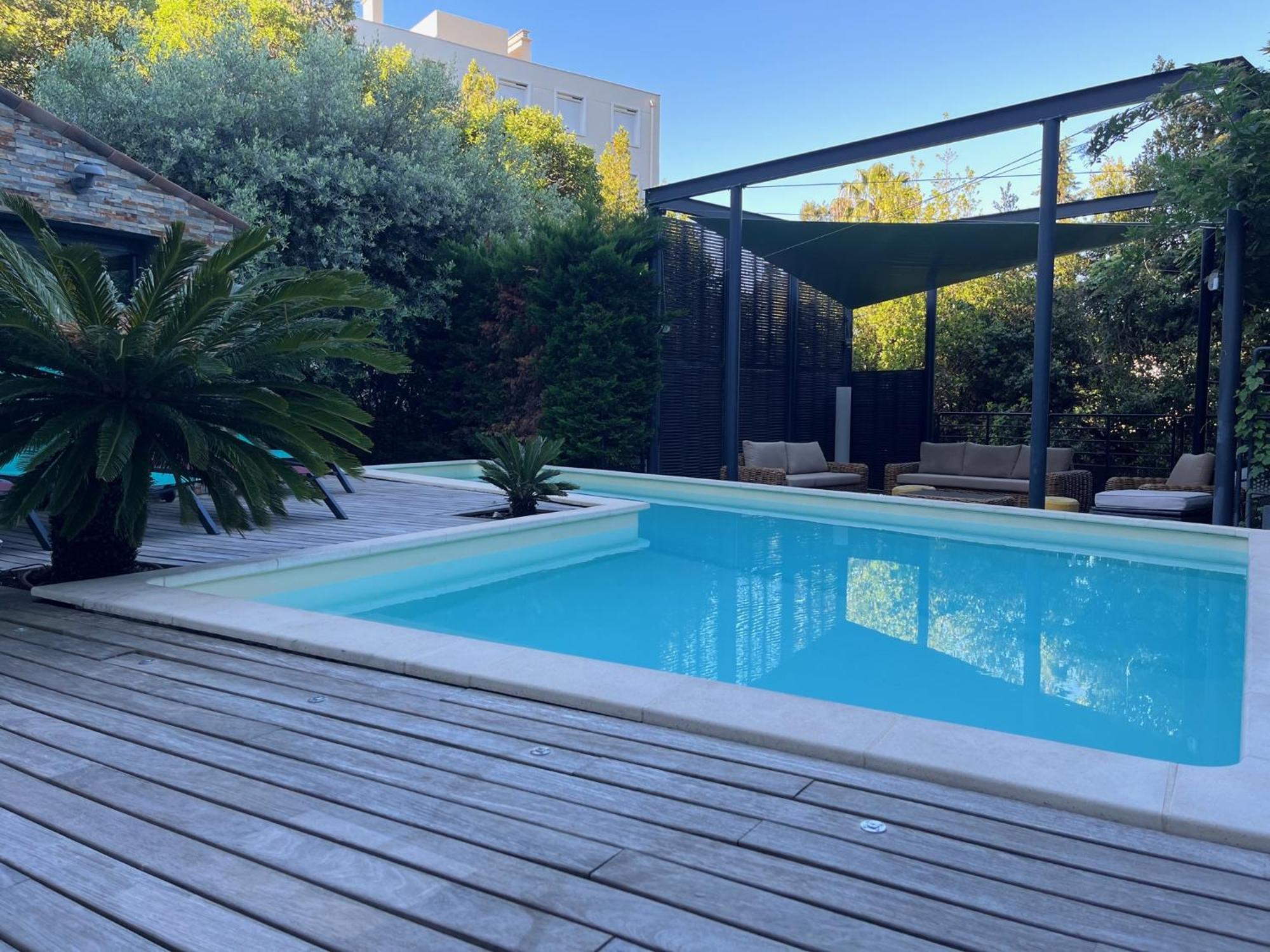 Superbe Maison De Pousada Cannes