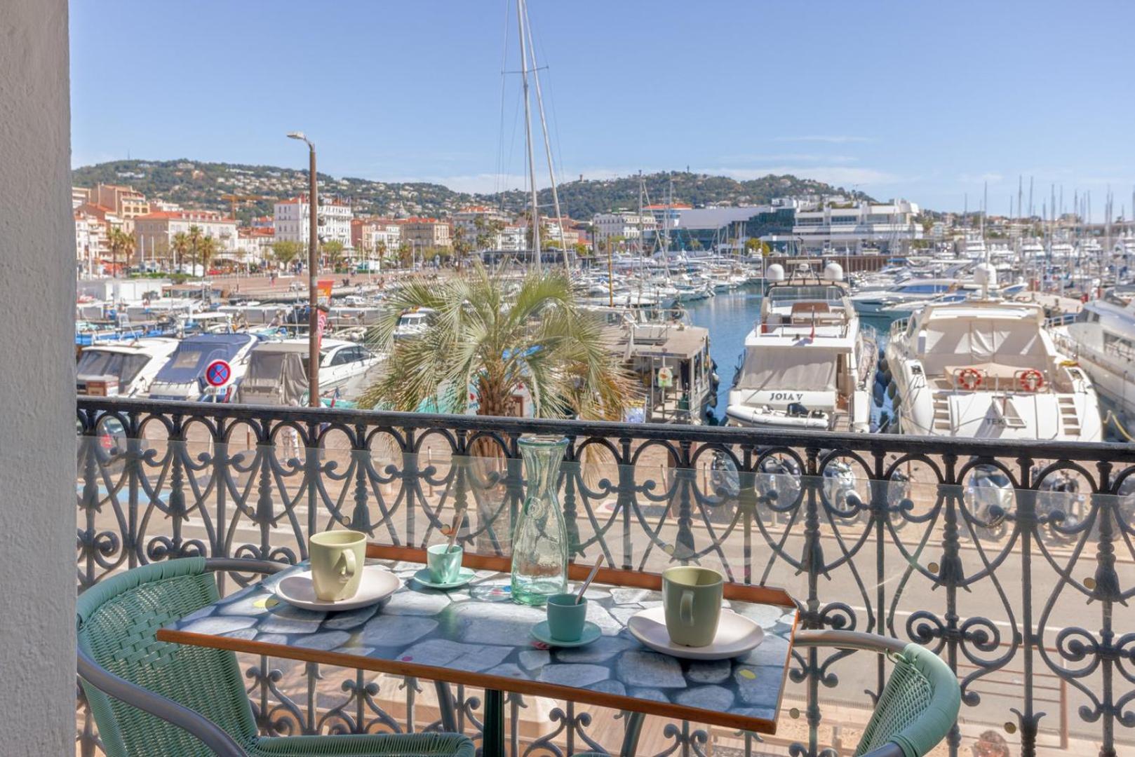 Apartment L'honorat Vue Mer Et Port, A Cote Des Plages Du Midi Et Proche Du Palais Cannes