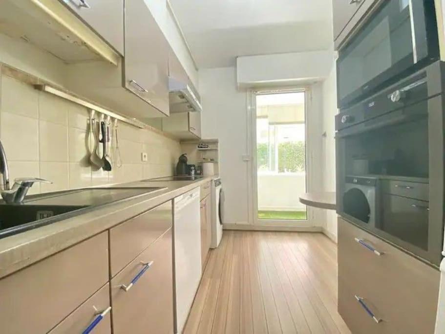 Passy Avec Piscine Apartment *