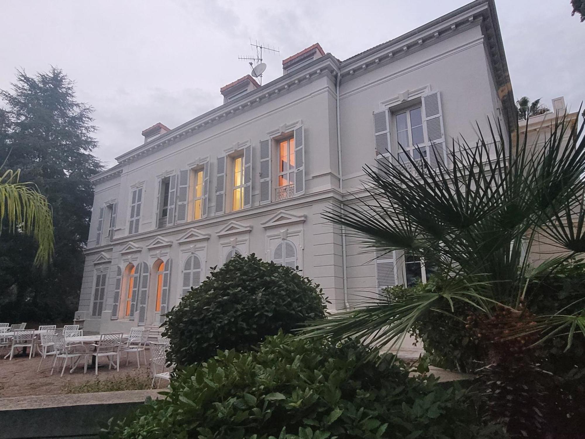 3p Dans Maison Bourgeoise - 6 Personnes - Vue - Parking Apartment *