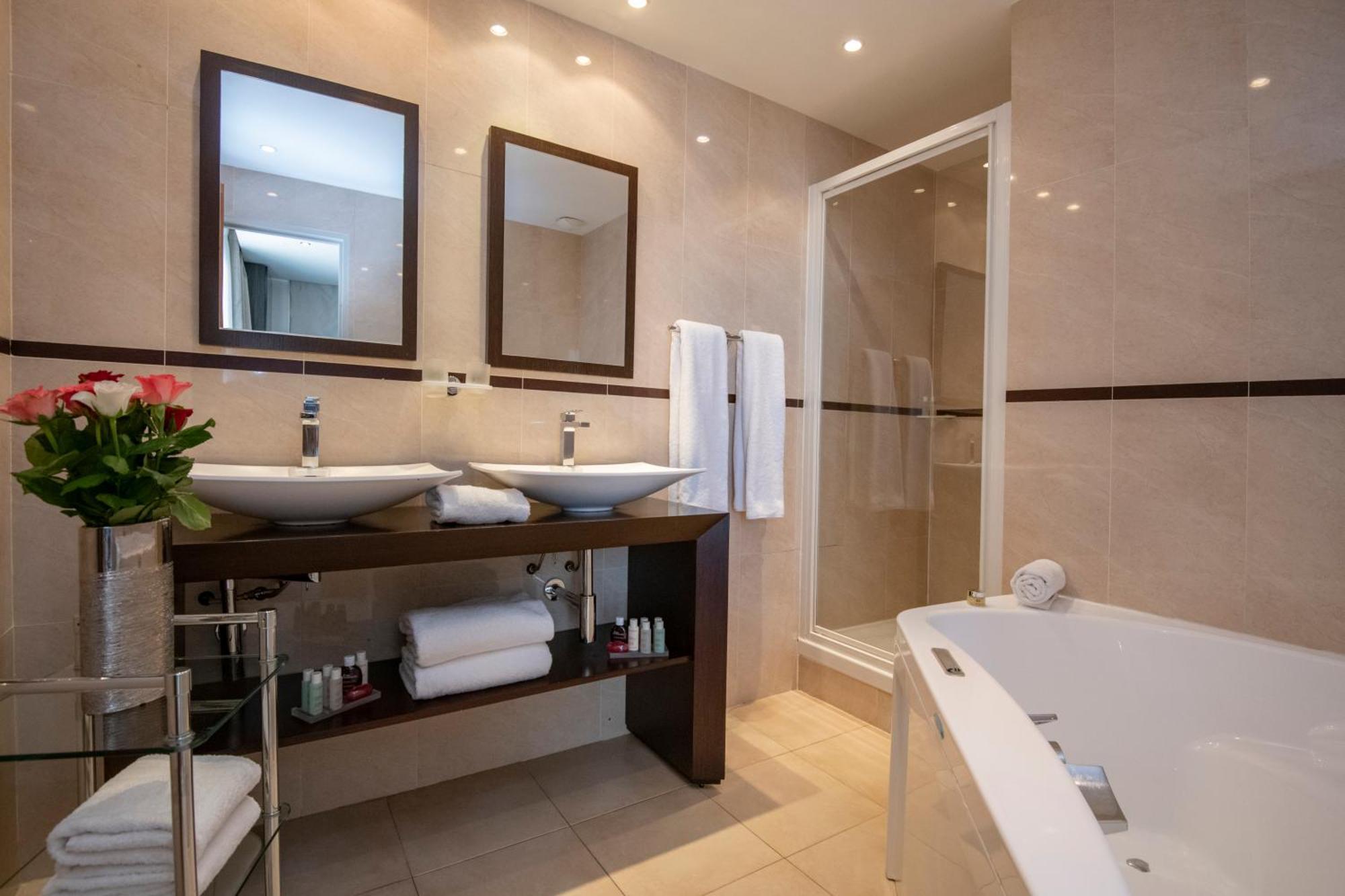 Hotel Bw Premier Collection Mondial