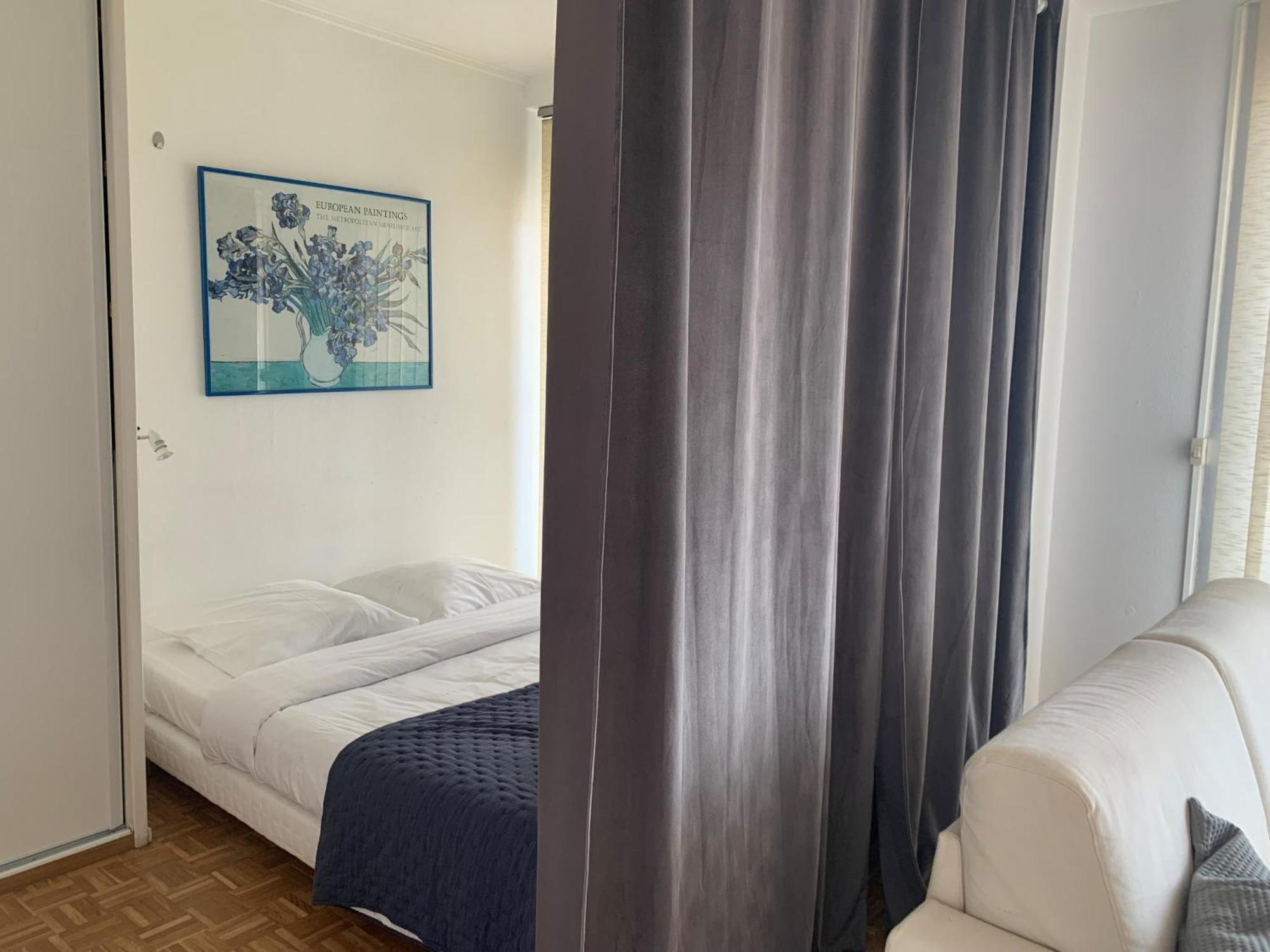 Ibis 5380 Apartment