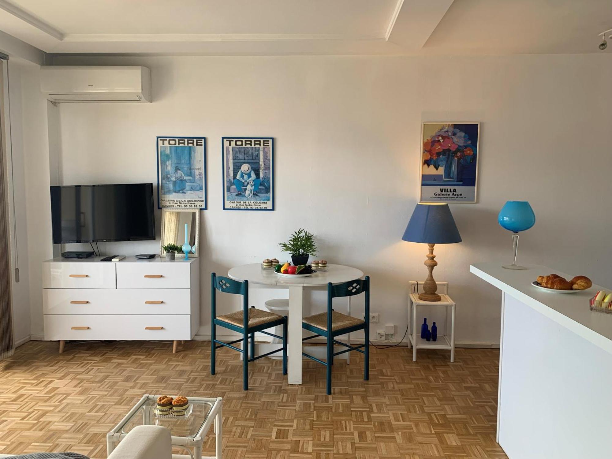 Ibis 5380 Apartment *