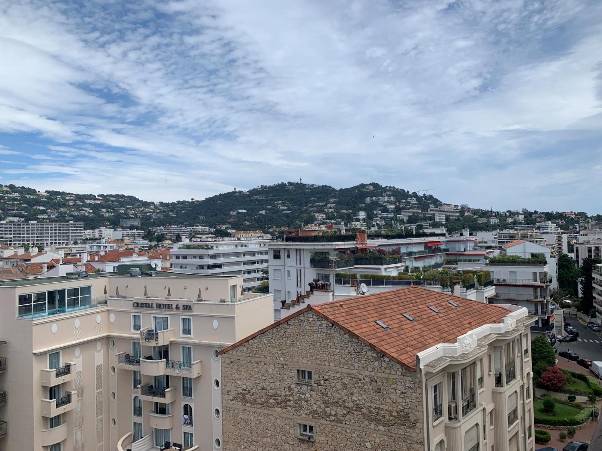 Ibis 5380 Apartment Cannes