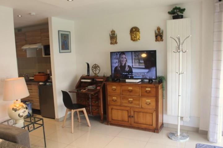 Apartment Bord De *