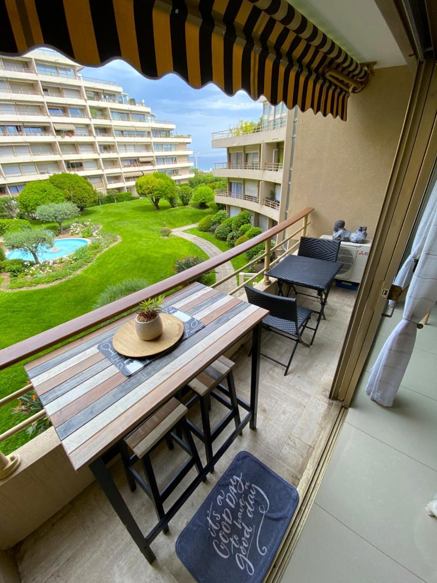 Apartment Bord De