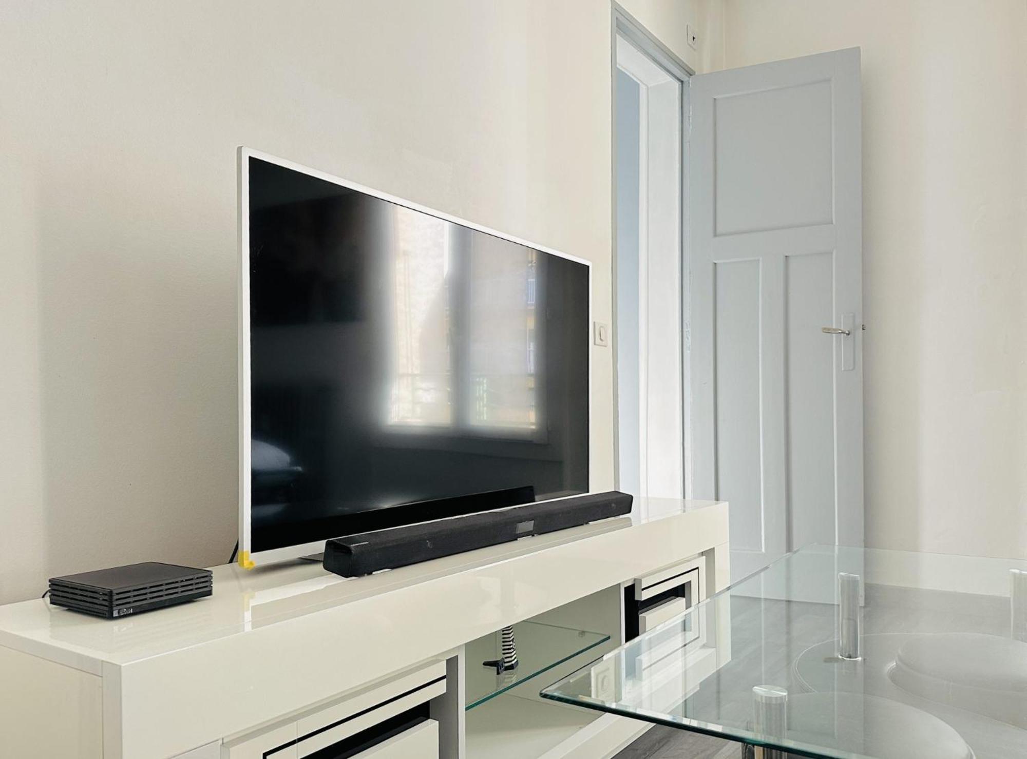 Le Globe Trotteur - 2 Pieces Centre Cannes