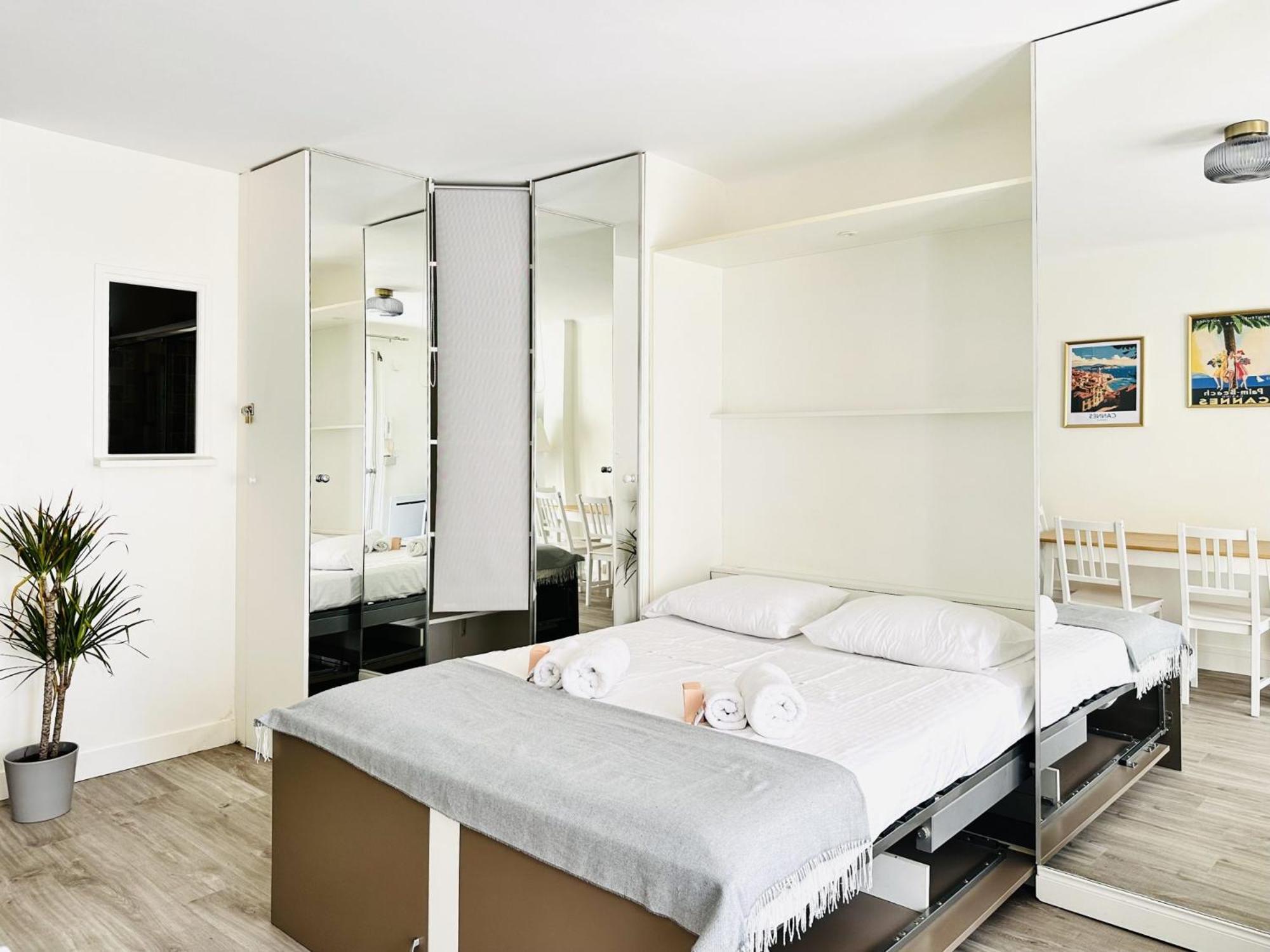 Le Palm - Bord De - *