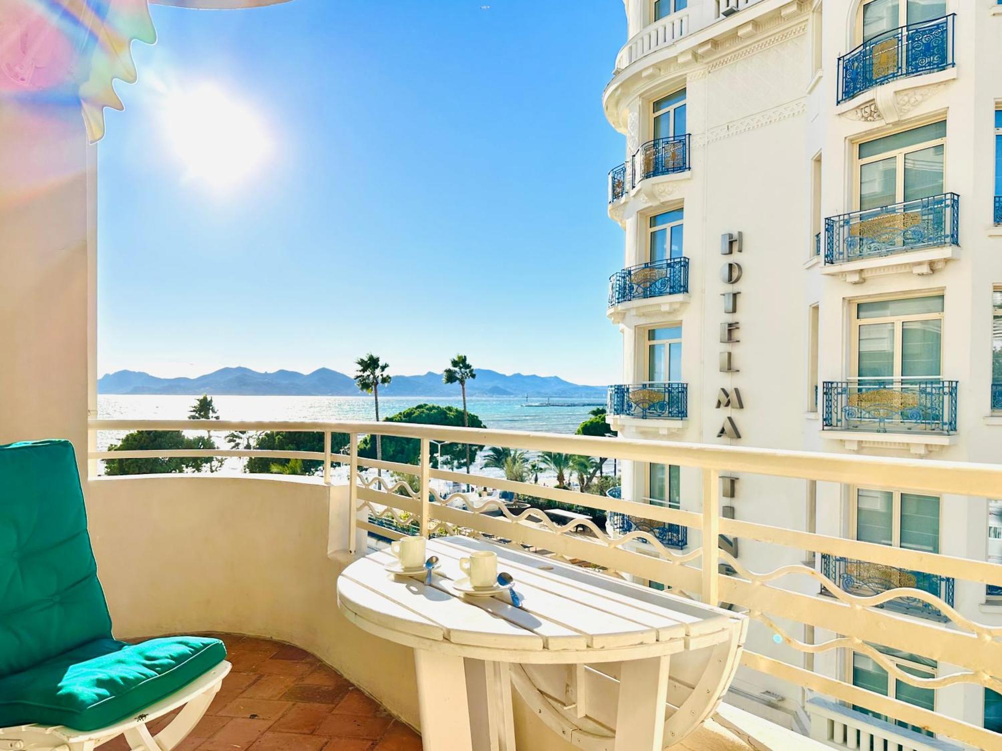 Palm Croisette - Vue & Martinez * Cannes
