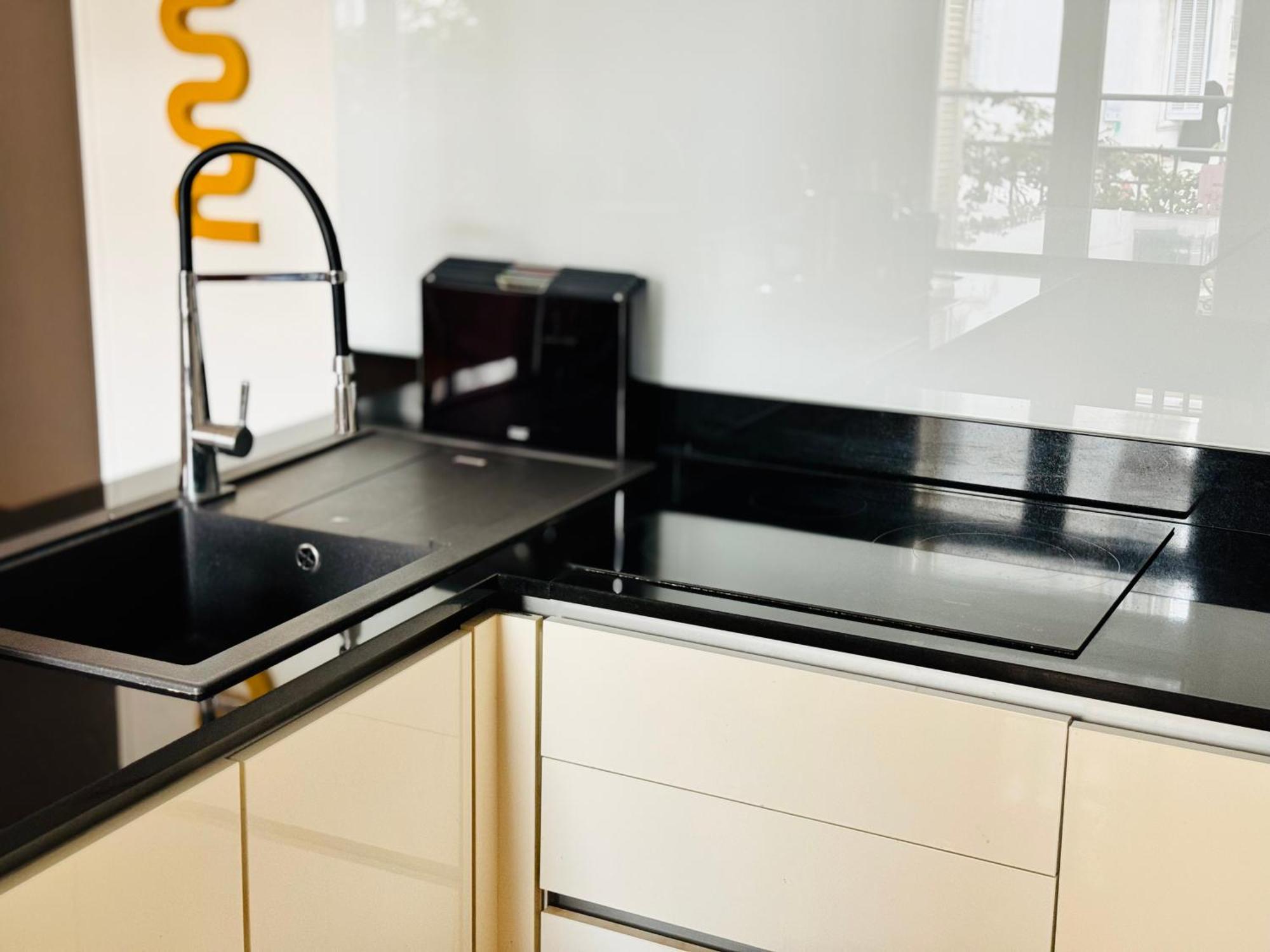 Le Guynemer - Beaux Arts Apartment Cannes