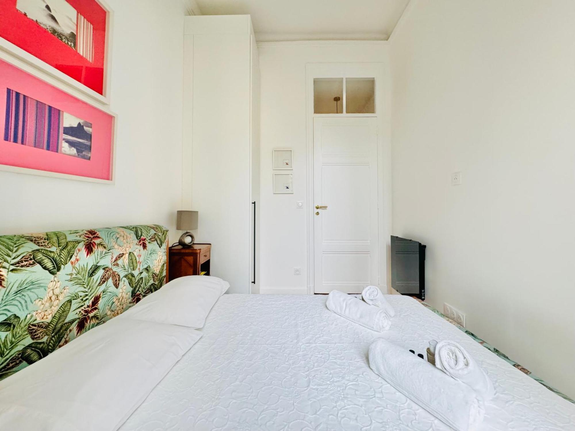 Le Guynemer - Beaux Arts Apartment