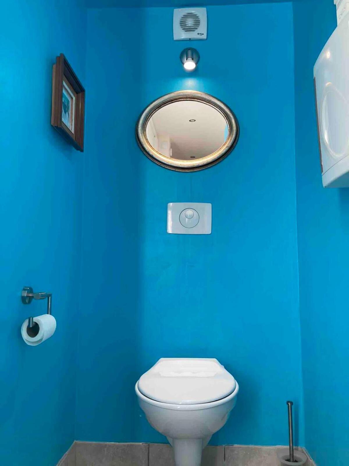 A015 - Beautiful With Sea View In Apartment *