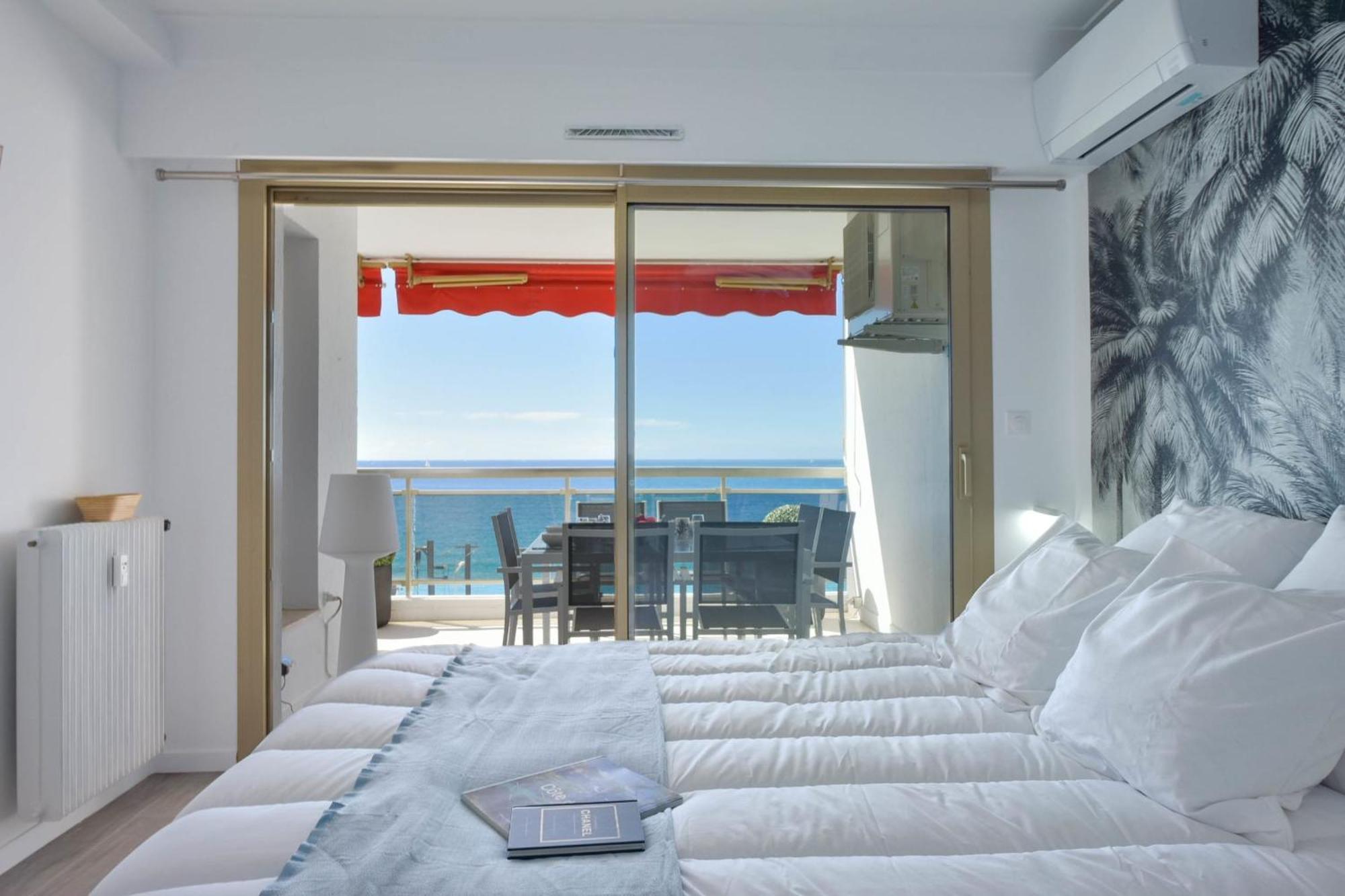 2-br Sea View Private Parking Walk To Beaches Cannes