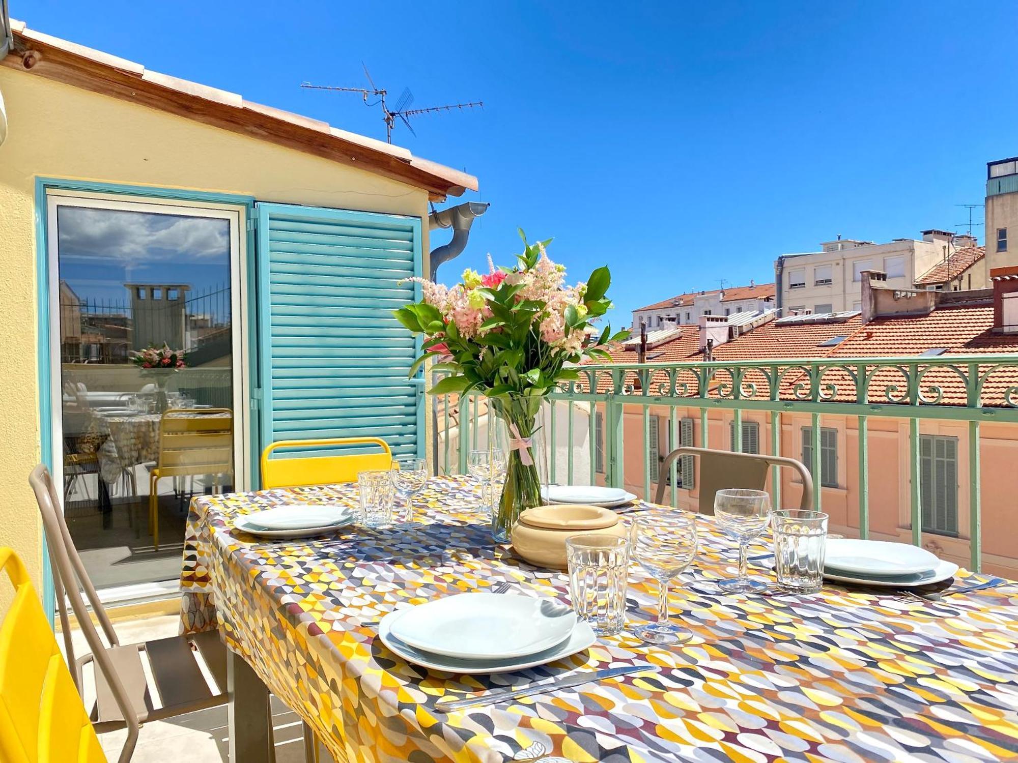 Les Toits Du Soleil: Luxury With Terraces And Jacuzzi In Apartment *