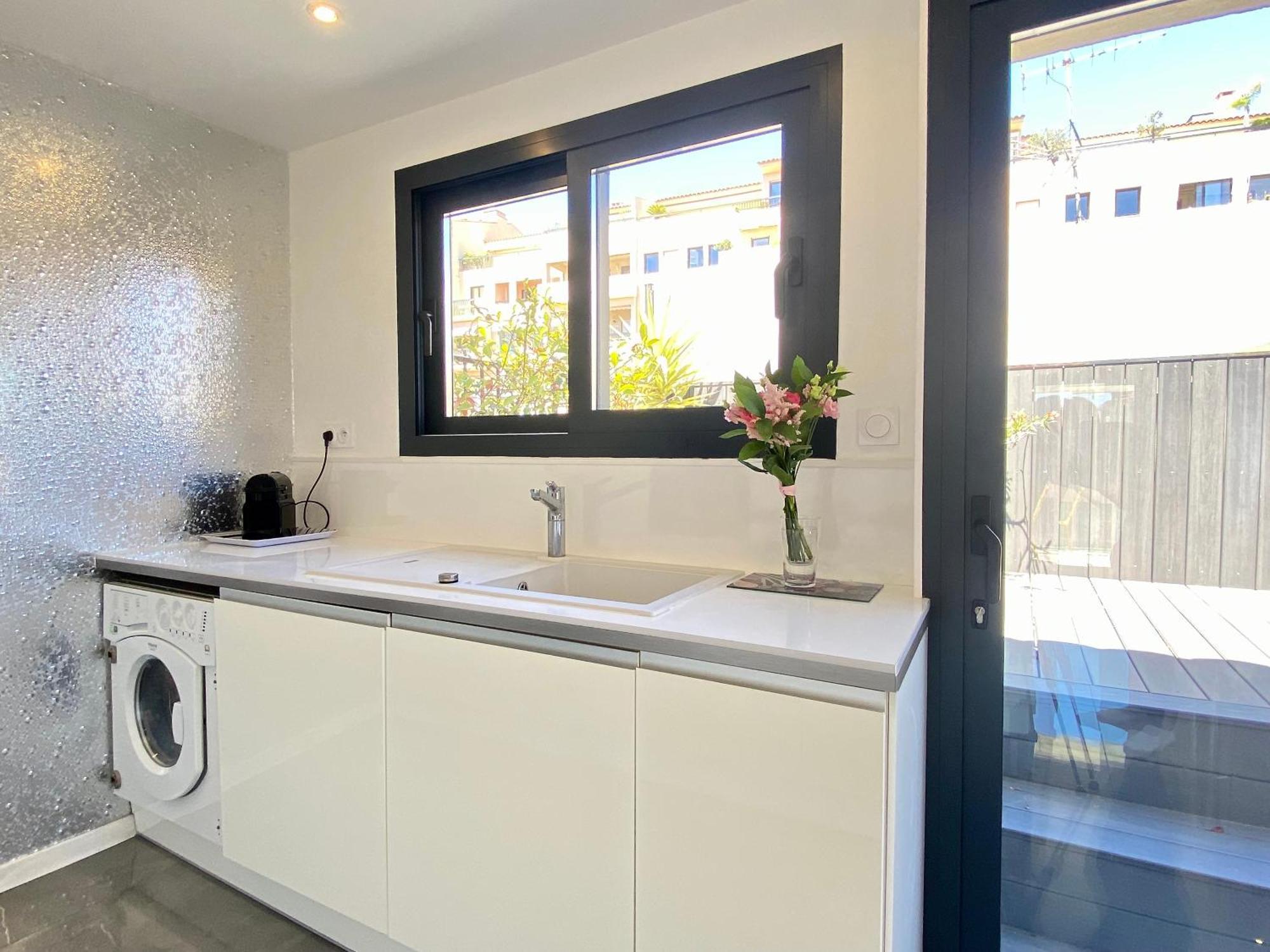 Les Toits Du Soleil: Luxury With Terraces And Jacuzzi In Cannes