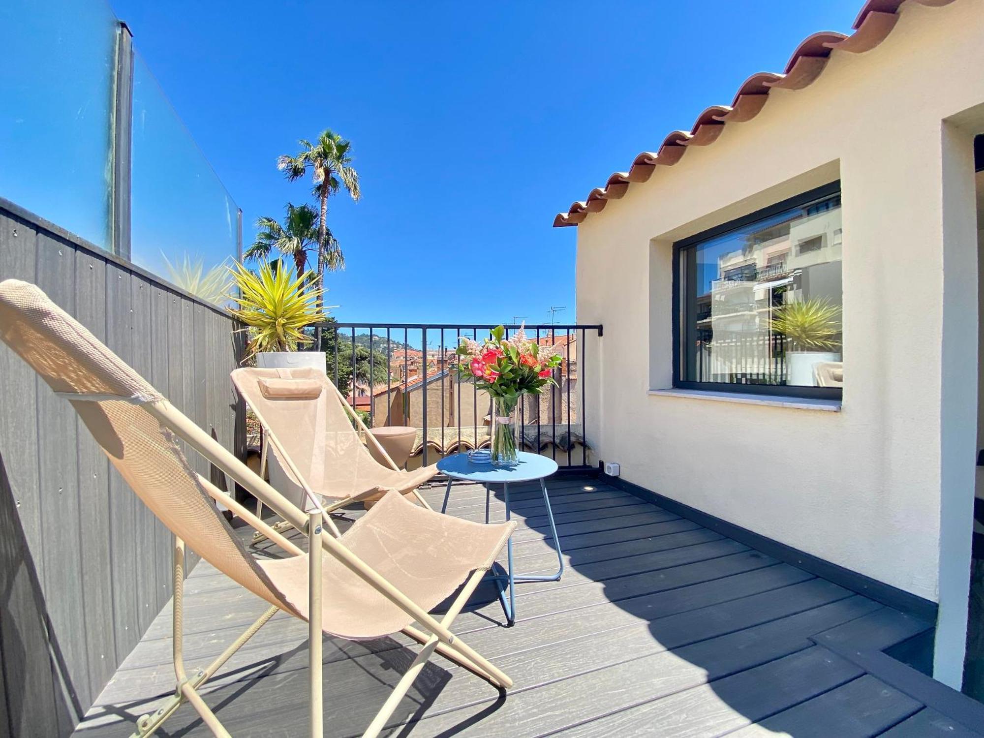 Apartment Les Toits Du Soleil: Luxury With Terraces And Jacuzzi In