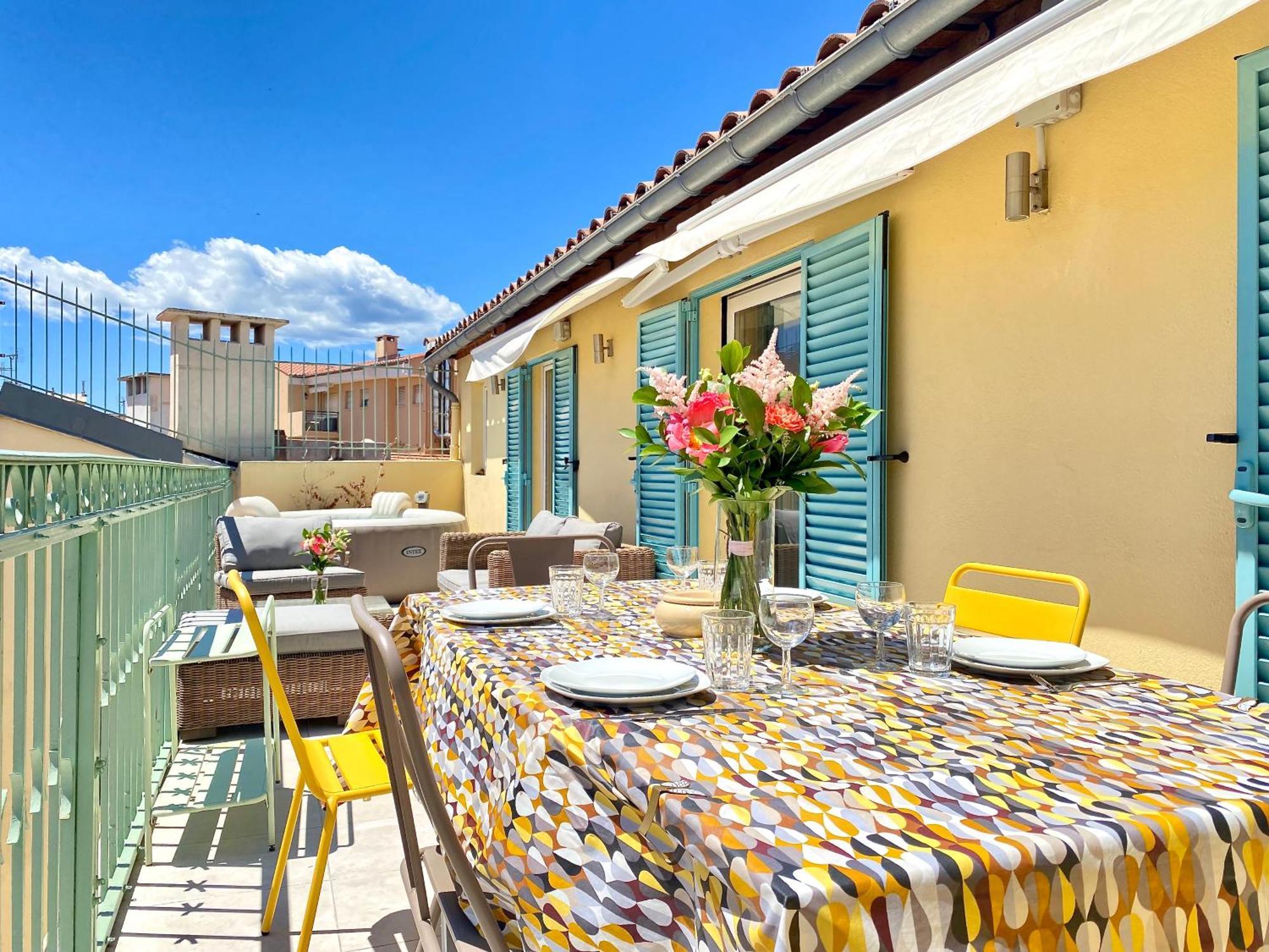 Les Toits Du Soleil: Luxury With Terraces And Jacuzzi In Cannes