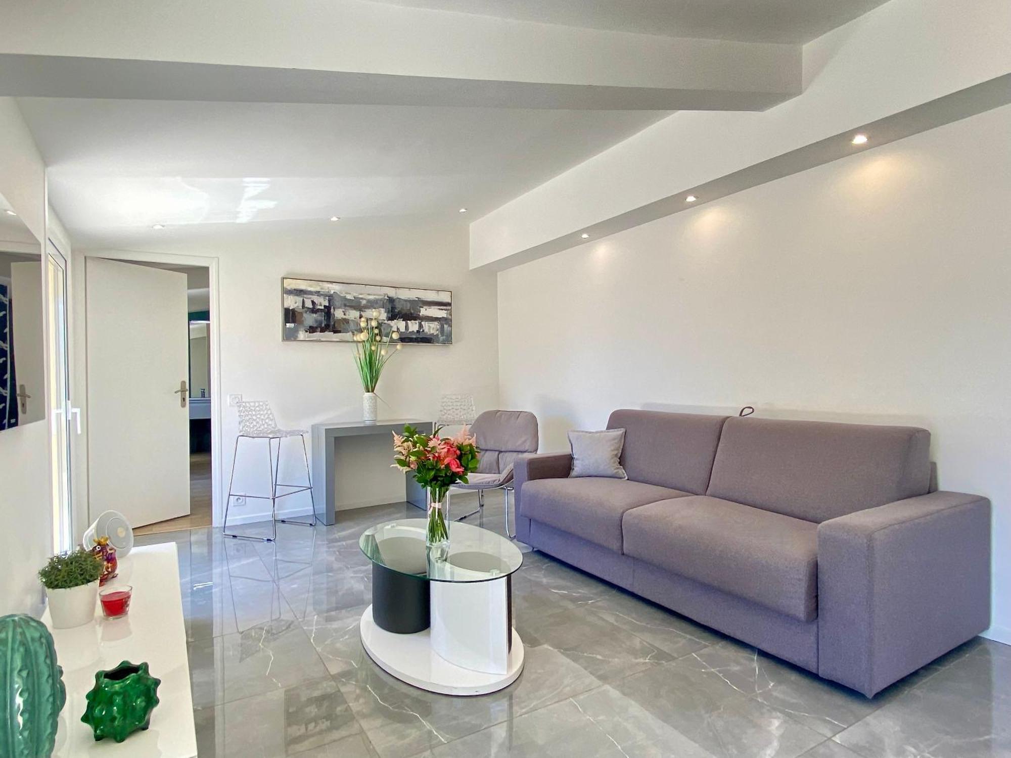 Apartment Les Toits Du Soleil: Luxury With Terraces And Jacuzzi In