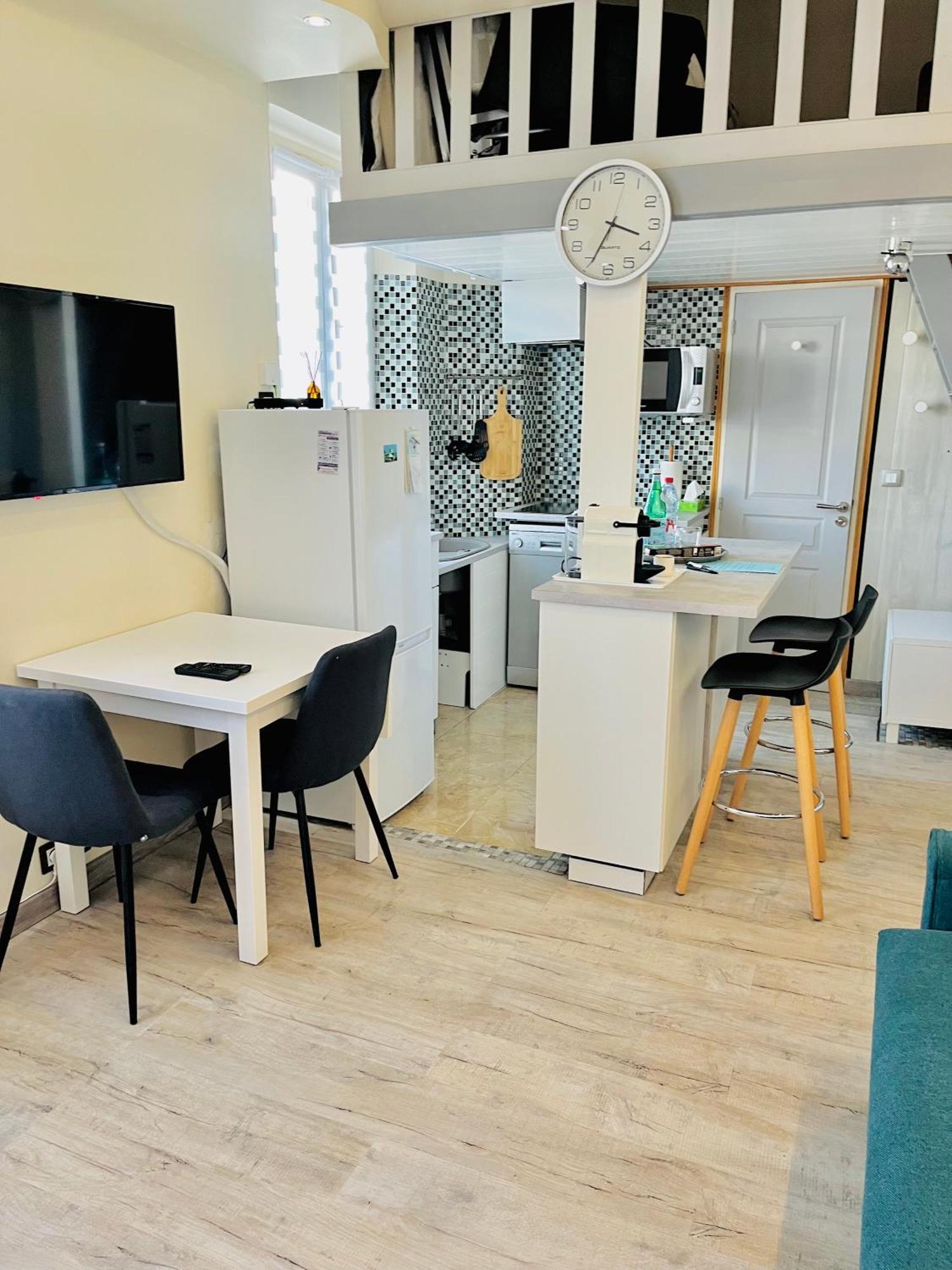 Apartment Hyper Centre - Ideal Pour Vos Ou Voyage D'affaires *