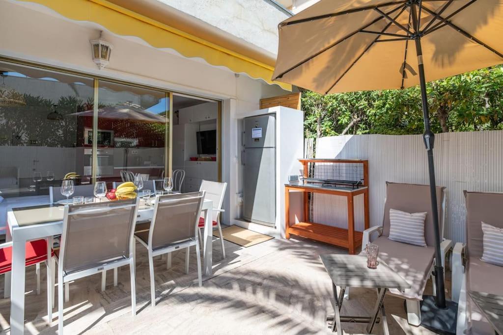 Apartment Superbe Bord De Avec Terrasse & Piscine Cannes