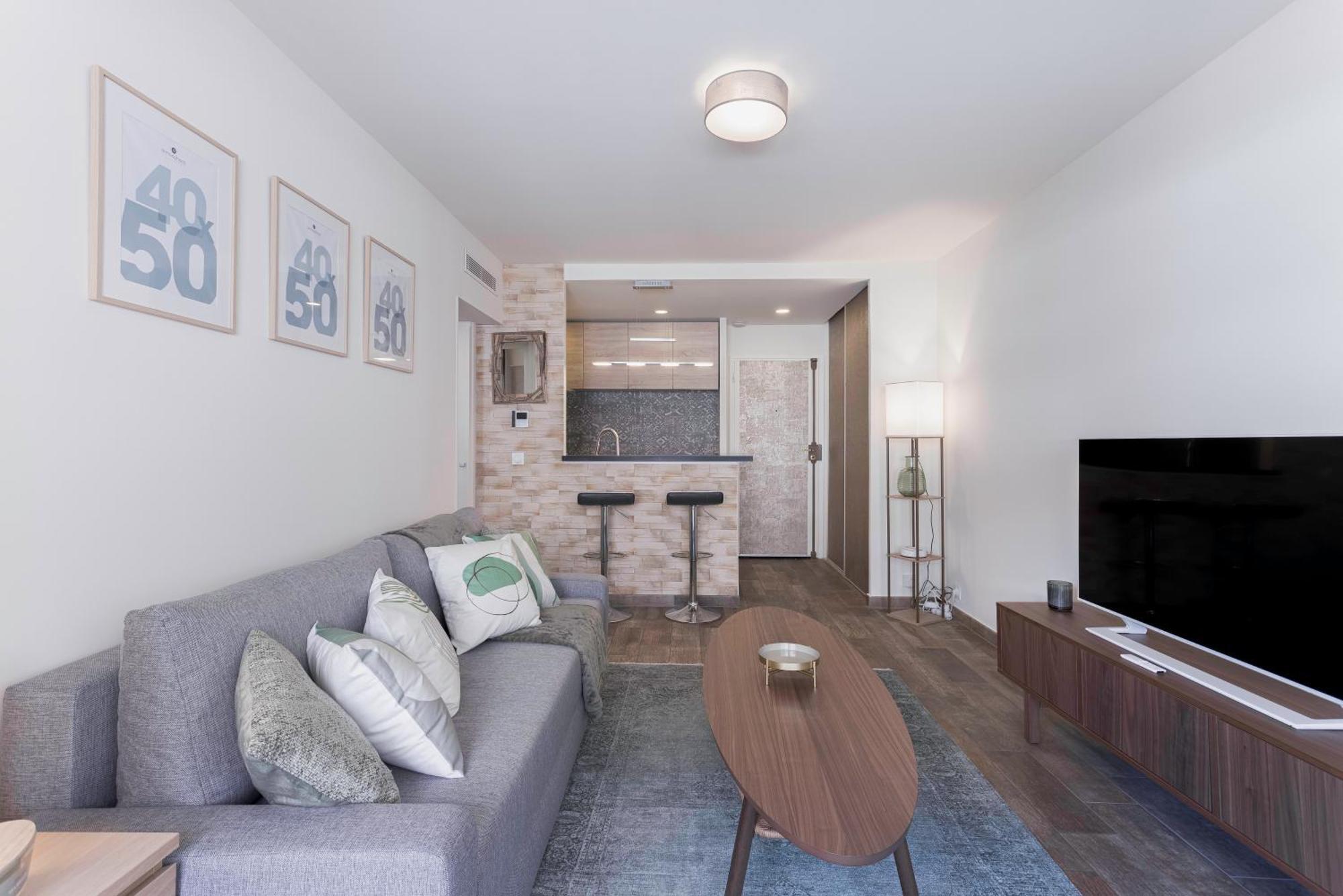 Amandier Du Moure Rouge Apartamento Cannes