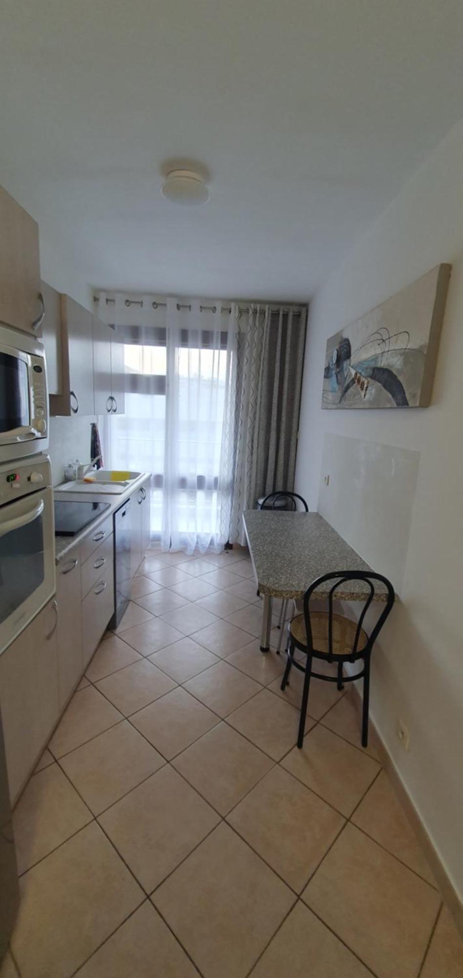 Spacieux 2 Pieces Terrasse Et Piscine * Cannes