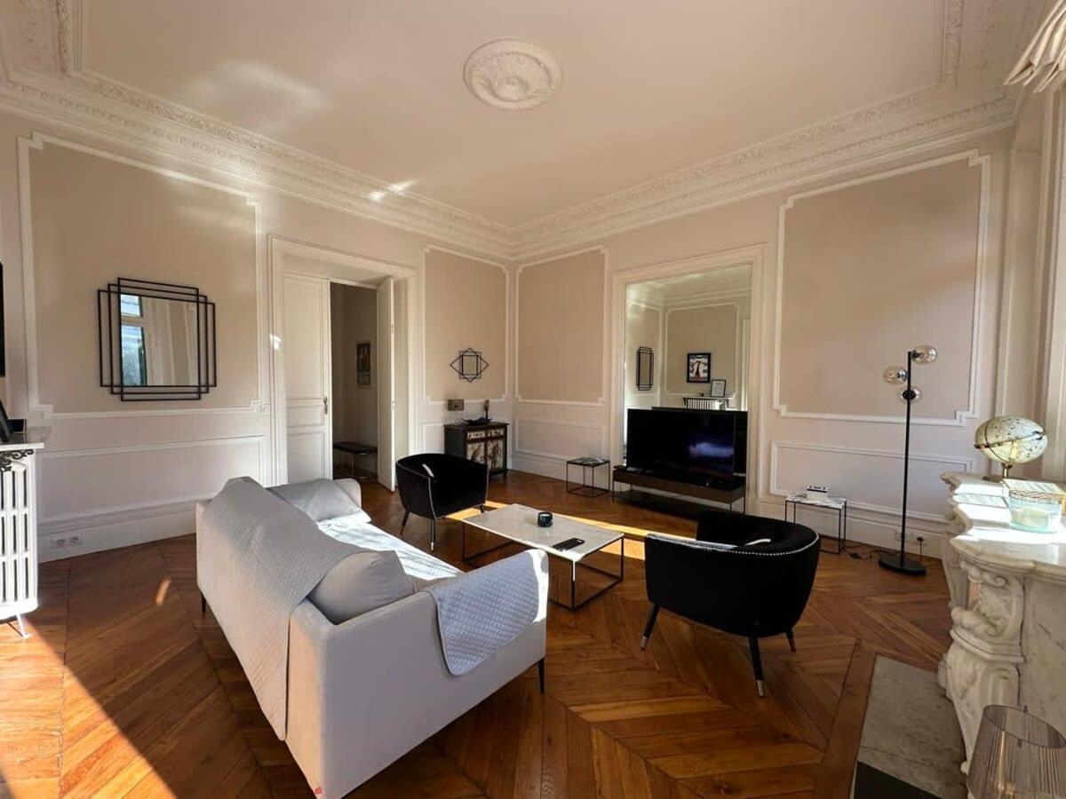 C025 Toscane Bel Bourgeois Apartment *