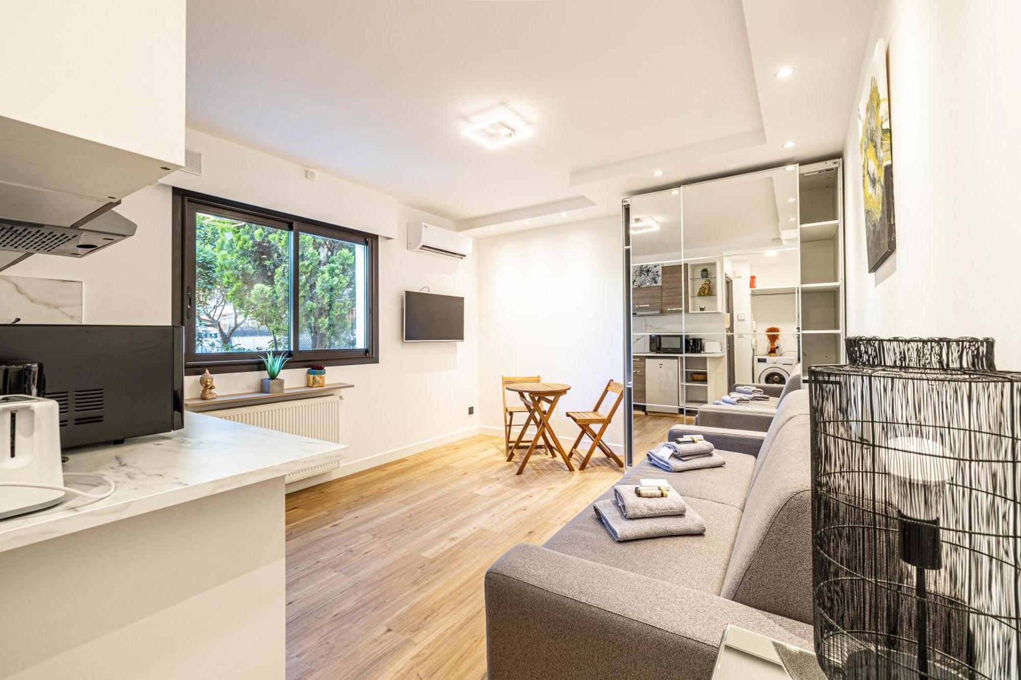 4 Baron - Spacieux Renove Quartier Des Apartment *