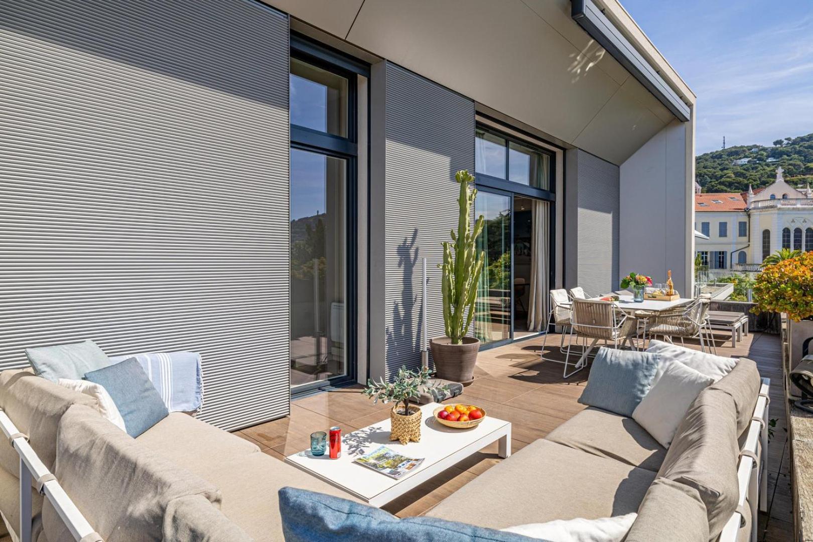 Apartment Penthouse Radieux Avec Terrasse Et Vue Magnifique