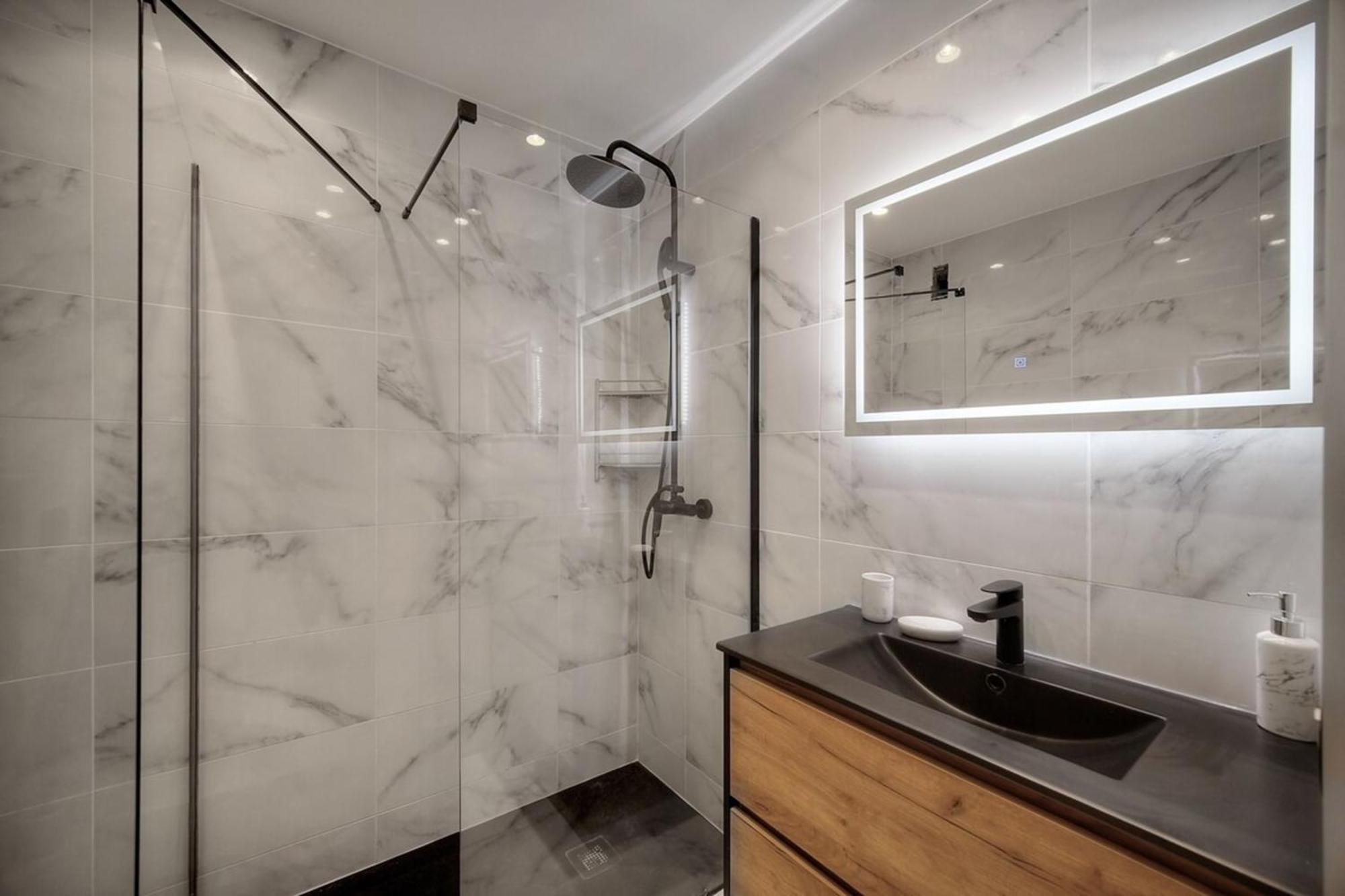 Appartement Luxury - Stunning With Terrace To Rent Grand Cannes