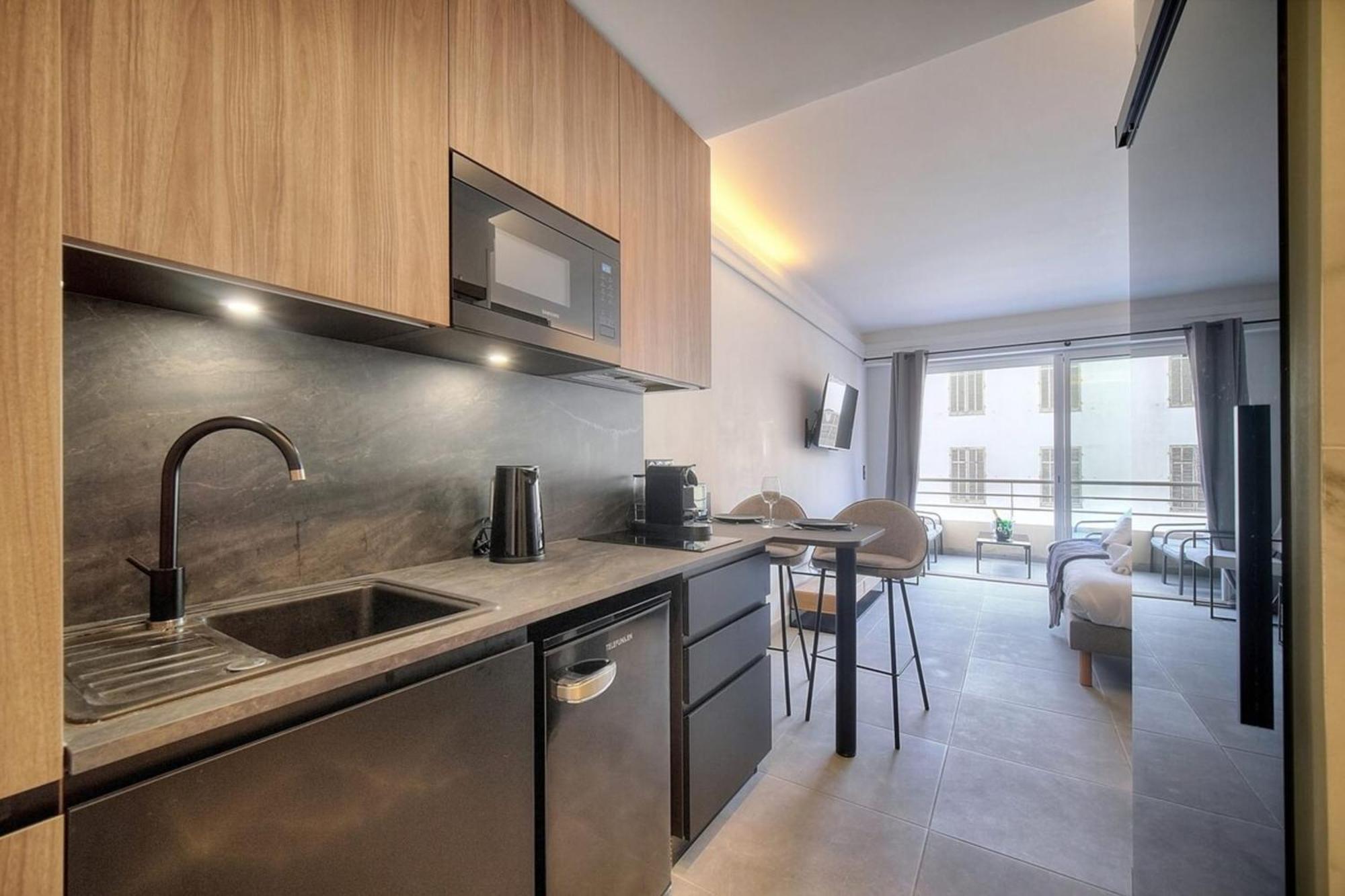 Luxury - Stunning With Terrace To Rent Grand * Cannes