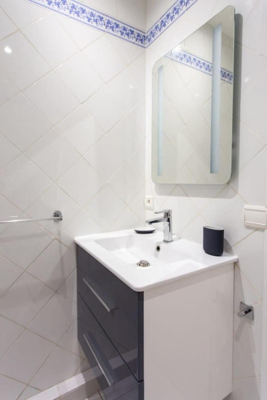 Vagliano Furnished Flat * Cannes
