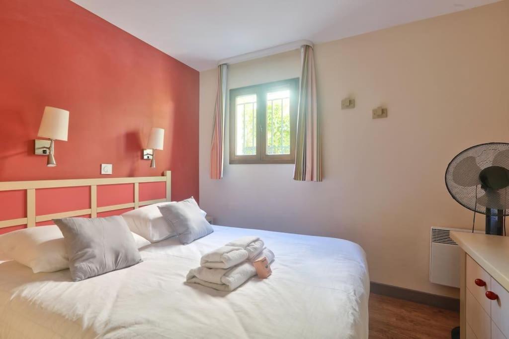 Appartement Superbe T2 Vue Sur Mer Avec Parking Et Piscine