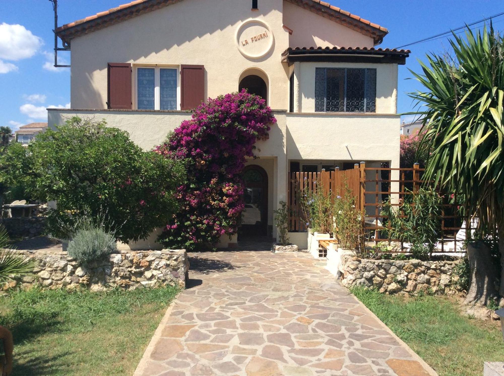 La Fourmi Apartment