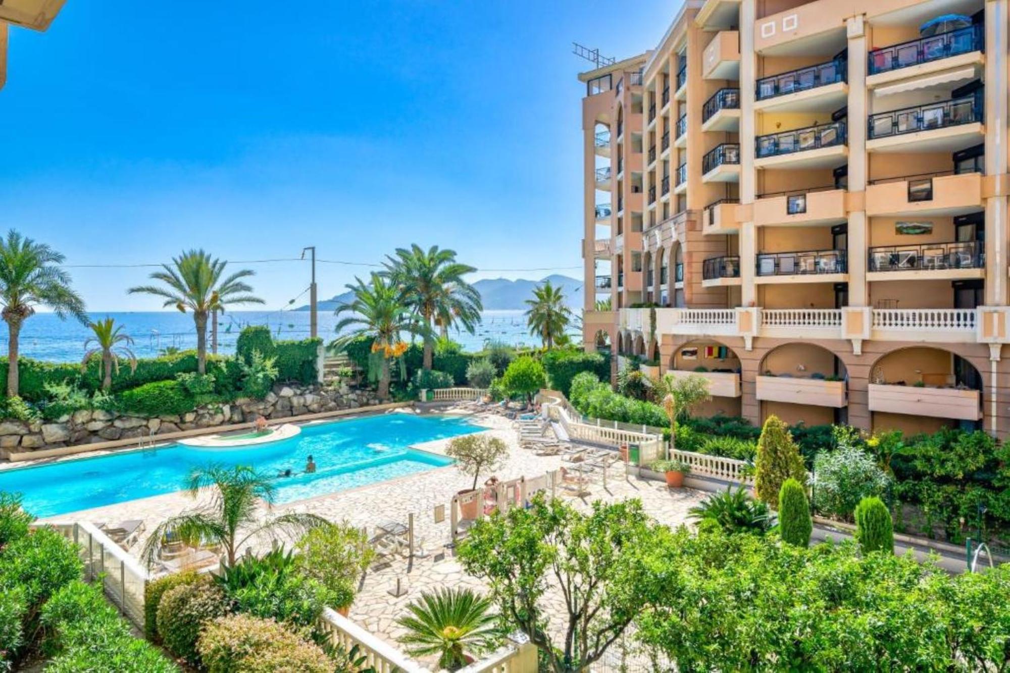 La Palme D'azur - Cannes