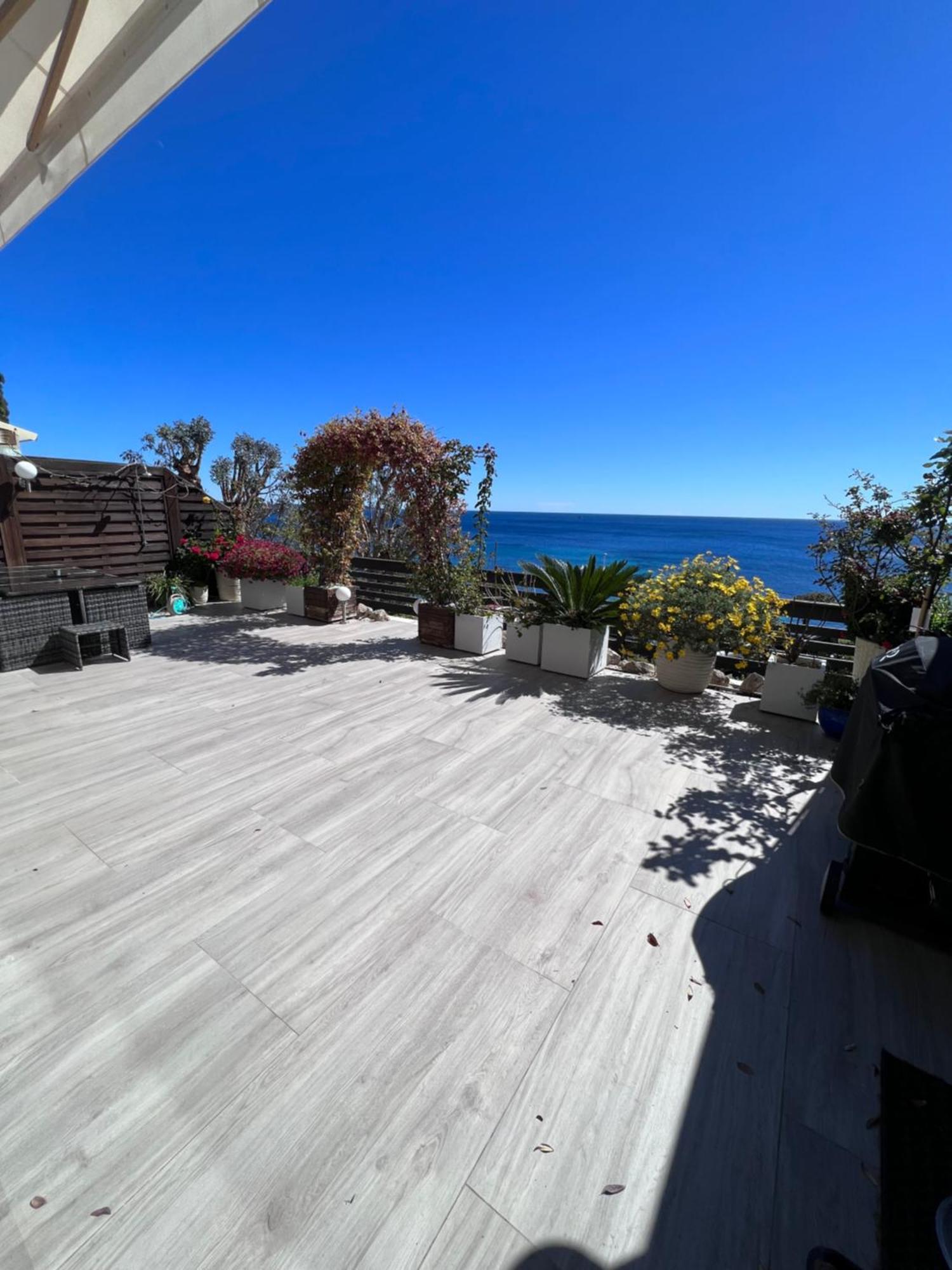 Eden Sea Holiday home *