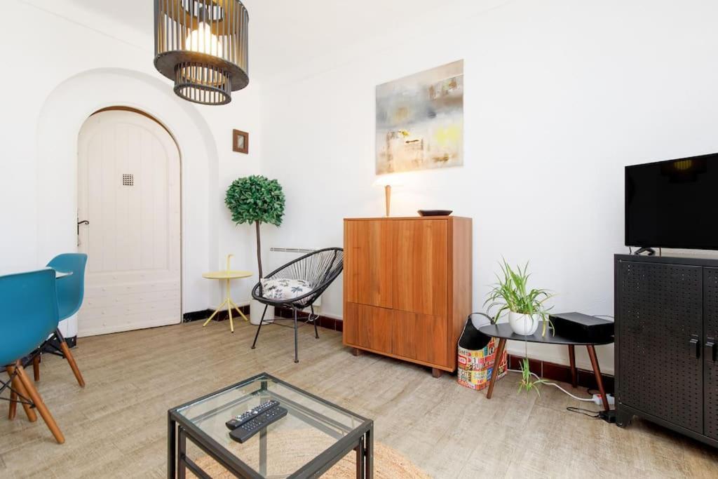L'annonciade-calme-terrasse-parking Apartment *