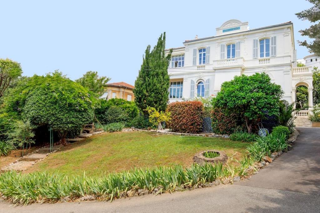 Apartment L'annonciade-calme-terrasse-parking