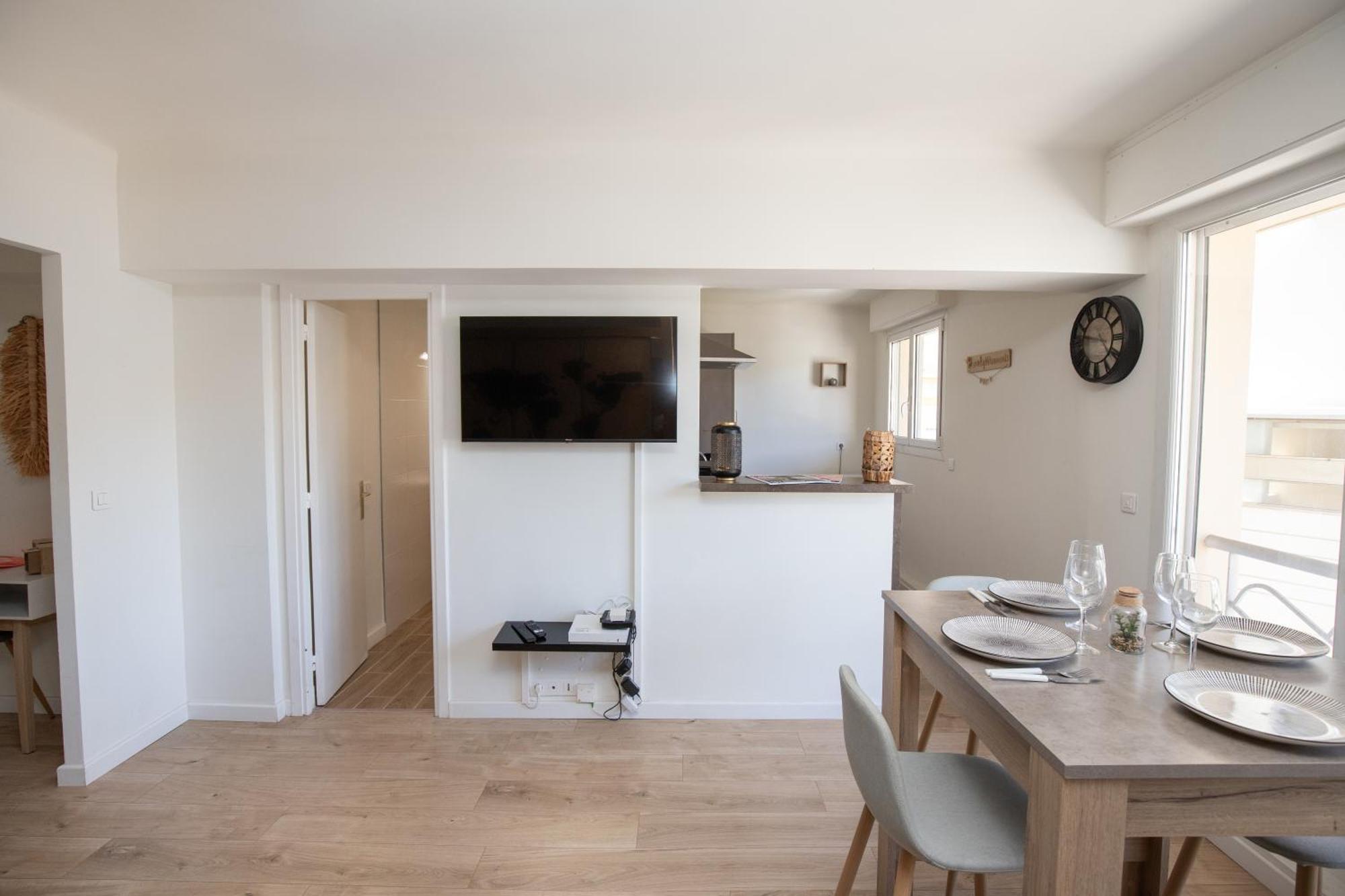 La Chic Riviera - Clim - Wifi - Croisette Apartment *