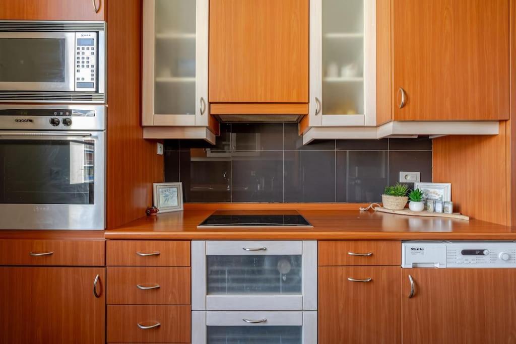 Newly Renovated! Harbour View On Balcony Terrace * Cannes