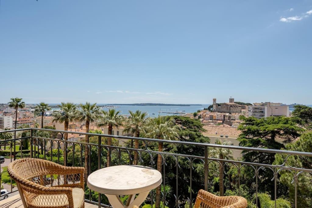 Newly Renovated! Harbour View On Balcony Terrace Appartement *