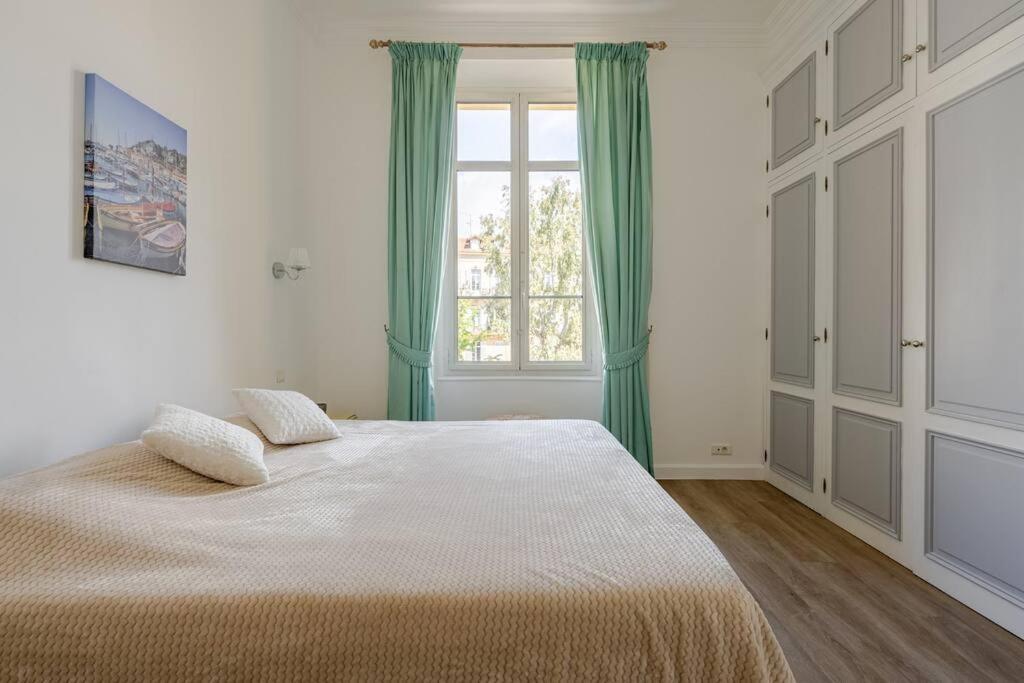 Newly Renovated! Harbour View On Balcony Terrace Appartement