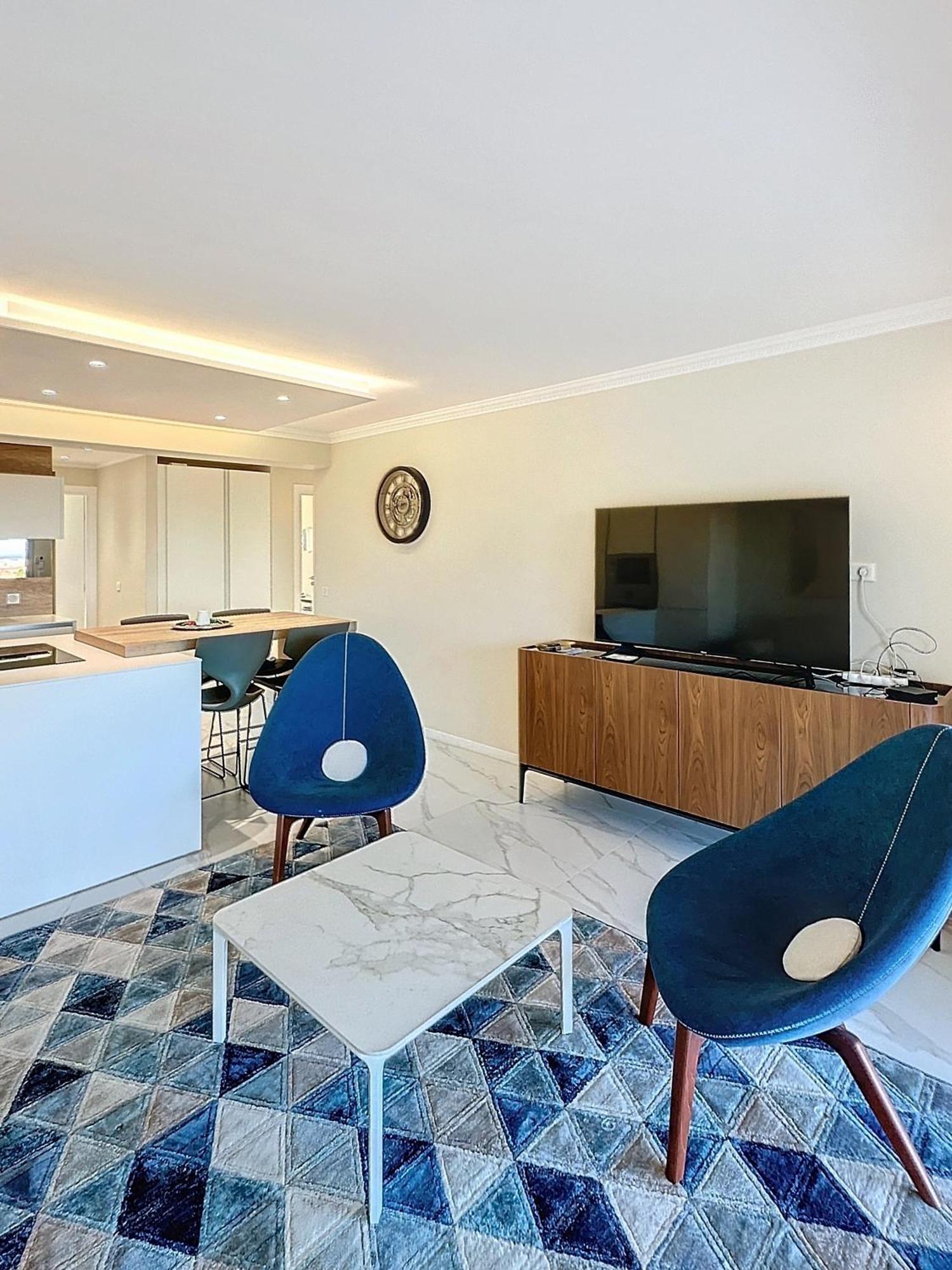 3 Pieces Vue Apartment *